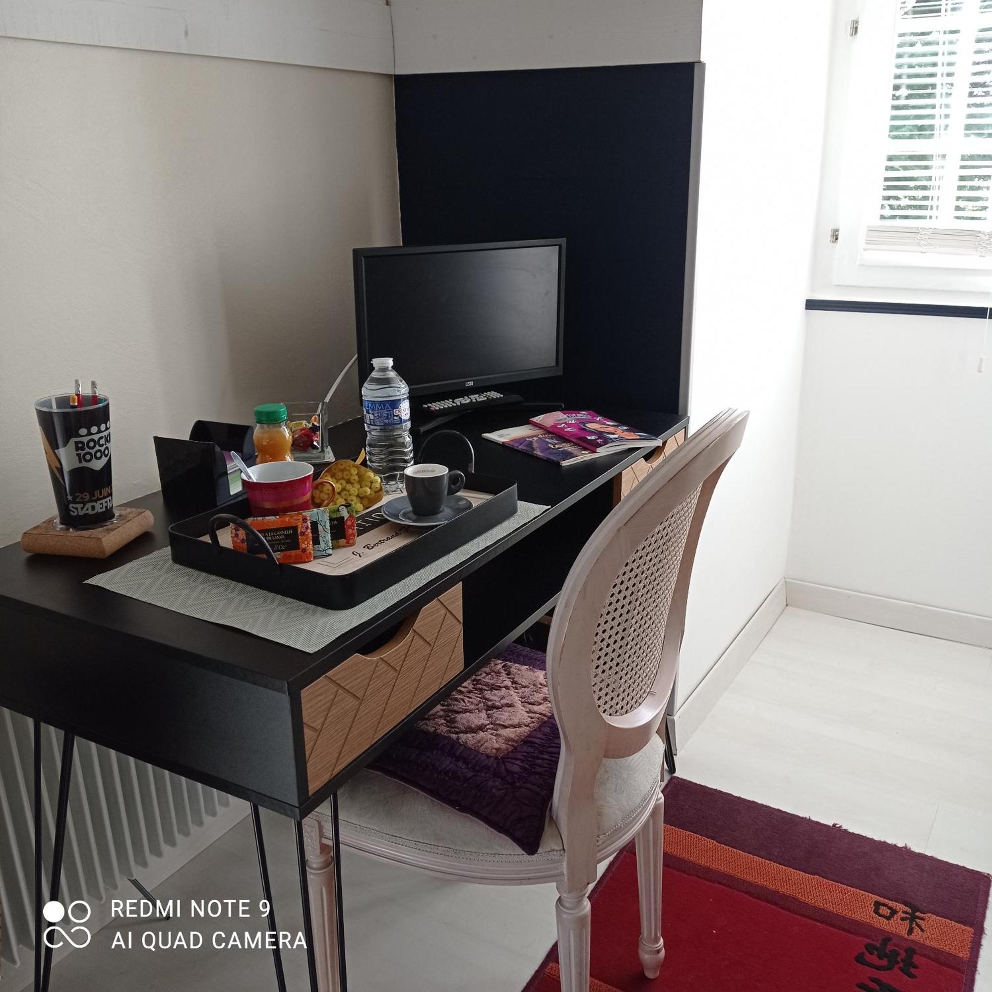 Nuitee Zen Apartment Montigny-le-Chartif Exterior photo